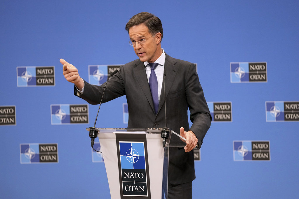 ΝΑΤΟ: Ο Ρούτε καλεί για ειρηνική μετάβαση της εξουσίας στη Συρία – Επικρίνει Ρωσία και Ιράν