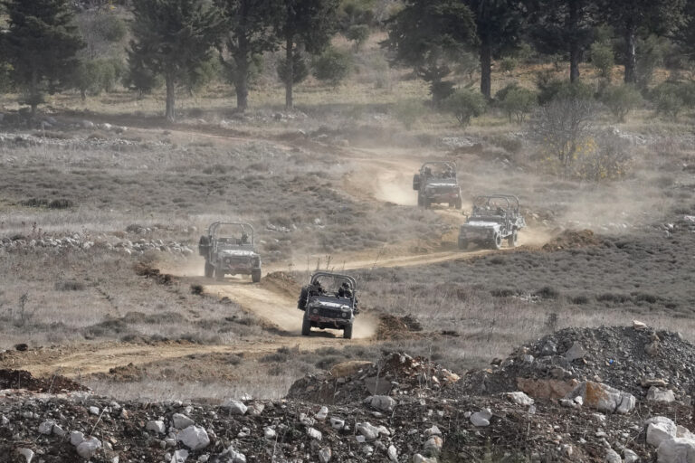 Συρία: Σκληρές συγκρούσεις στην πόλη Μανμπίτζ – ΗΠΑ, Ισραήλ και η Τουρκία προσπαθούν να επιβάλουν την επιρροή τους