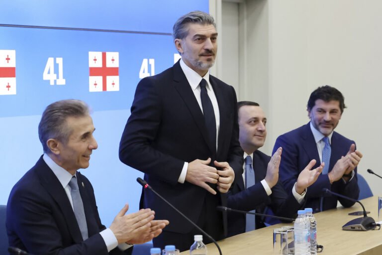 Γεωργία: Νέος πρόεδρος ο σκληροπυρηνικός επικριτής της Δύσης και πρώην ποδοσφαιριστής της Μαν. Σίτι, Μιχαήλ Καβελασβίλι