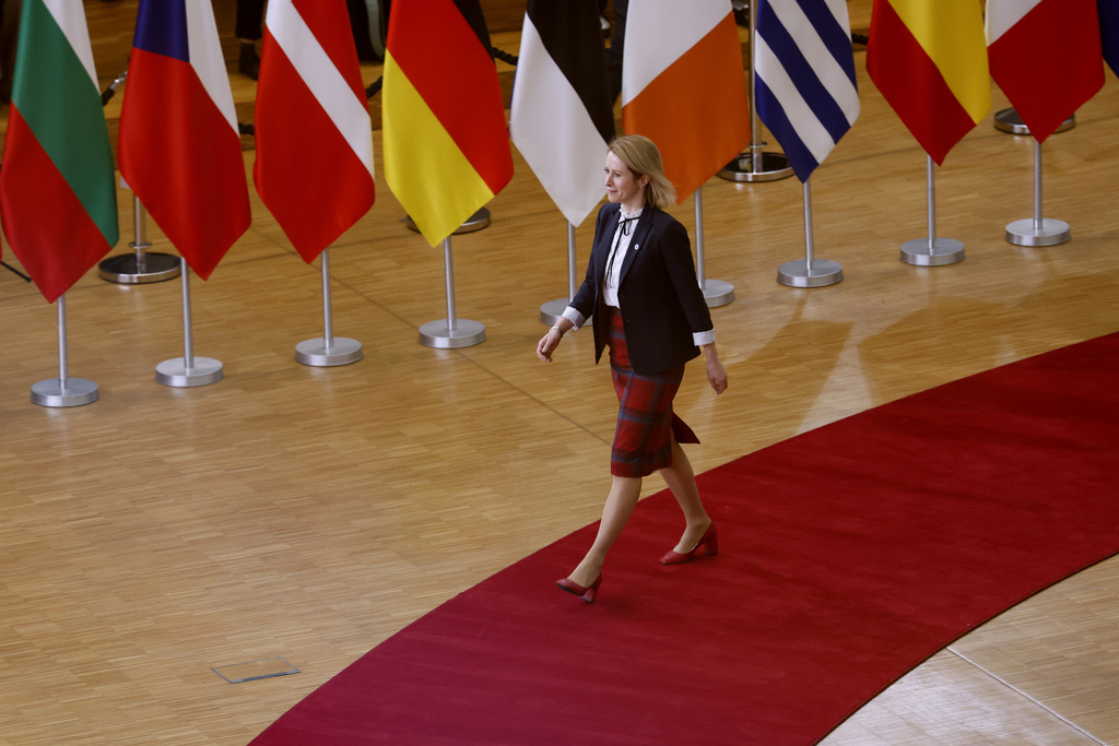 Κάγια Κάλλας: Η Ευρώπη πρέπει να επικεντρωθεί στην υποστήριξη της Ουκρανίας, όχι στις πρόωρες προτροπές για ειρηνευτικές διαπραγματεύσεις