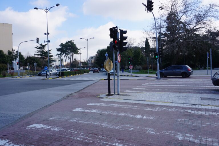 Κομοτηνή: Προσωρινή διακοπή λειτουργίας φωτεινών σηματοδοτών στον κόμβο του Ηρώου