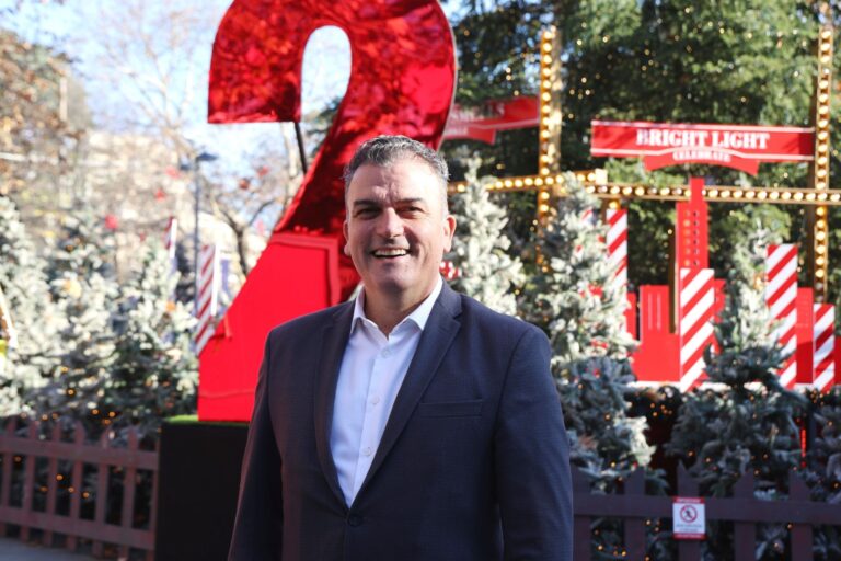 To Χριστουγεννιάτικο μήνυμα του δημάρχου Λαρισαίων