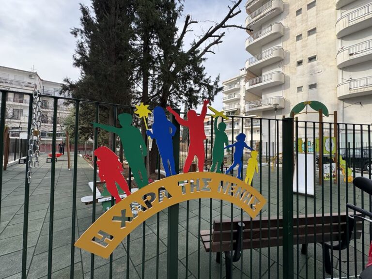 Νέες παιδικές χαρές δημιουργούνται στη Θεσσαλονίκη– Εγκαινιάστηκε η πρώτη στην Τούμπα από τον δήμαρχο Στ.Αγγελούδη