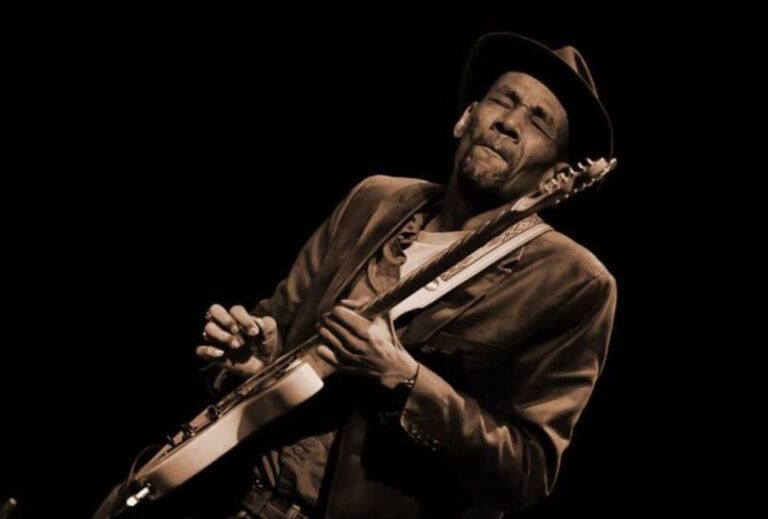 Oι Chicago Blues και o Michael Dotson απόψε για μια μοναδική εμφάνιση στο Jazzet Μusic Ηall