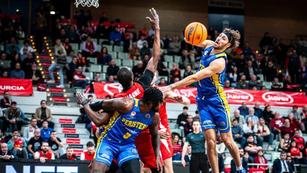 Champions League: Το Περιστέρι 83-76 έχασε στην Ισπανία αλλά πήρε την πρόκριση μέσω Τουρκίας
