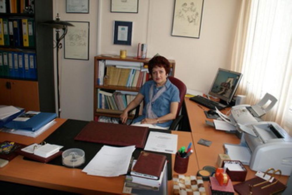 Τιμητική διάκριση της Αγγελικής Ράλλη, από τη Λέσβο, μεταξύ 237 γλωσσολόγων