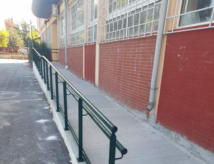 Χαλκιδική: Ράμπες και wc ΑμεΑ σε 23 σχολεία του Δήμου Πολυγύρου