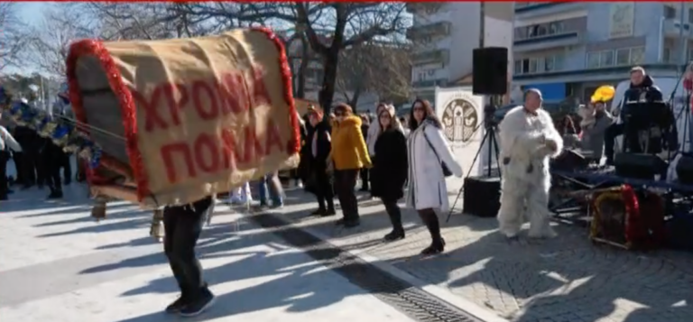 Κομοτηνή: Το έθιμο με τις καμήλες και τους Ντιβιτζήδες