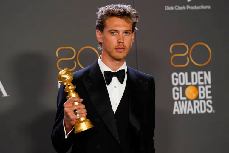 Ο Όστιν Μπάτλερ στη νέα προσαρμογή του “American Psycho” από τον Λούκα Γκουαντανίνο