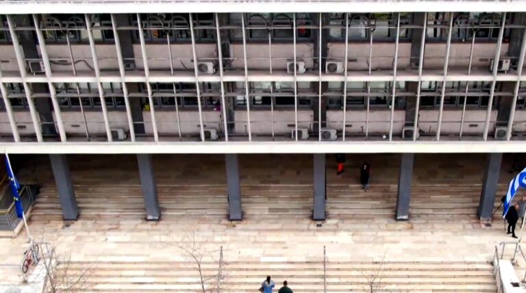 Θεσσαλονίκη: Ποινικές διώξεις στους τρεις συλληφθέντες για τα πλαστά έργα τέχνης