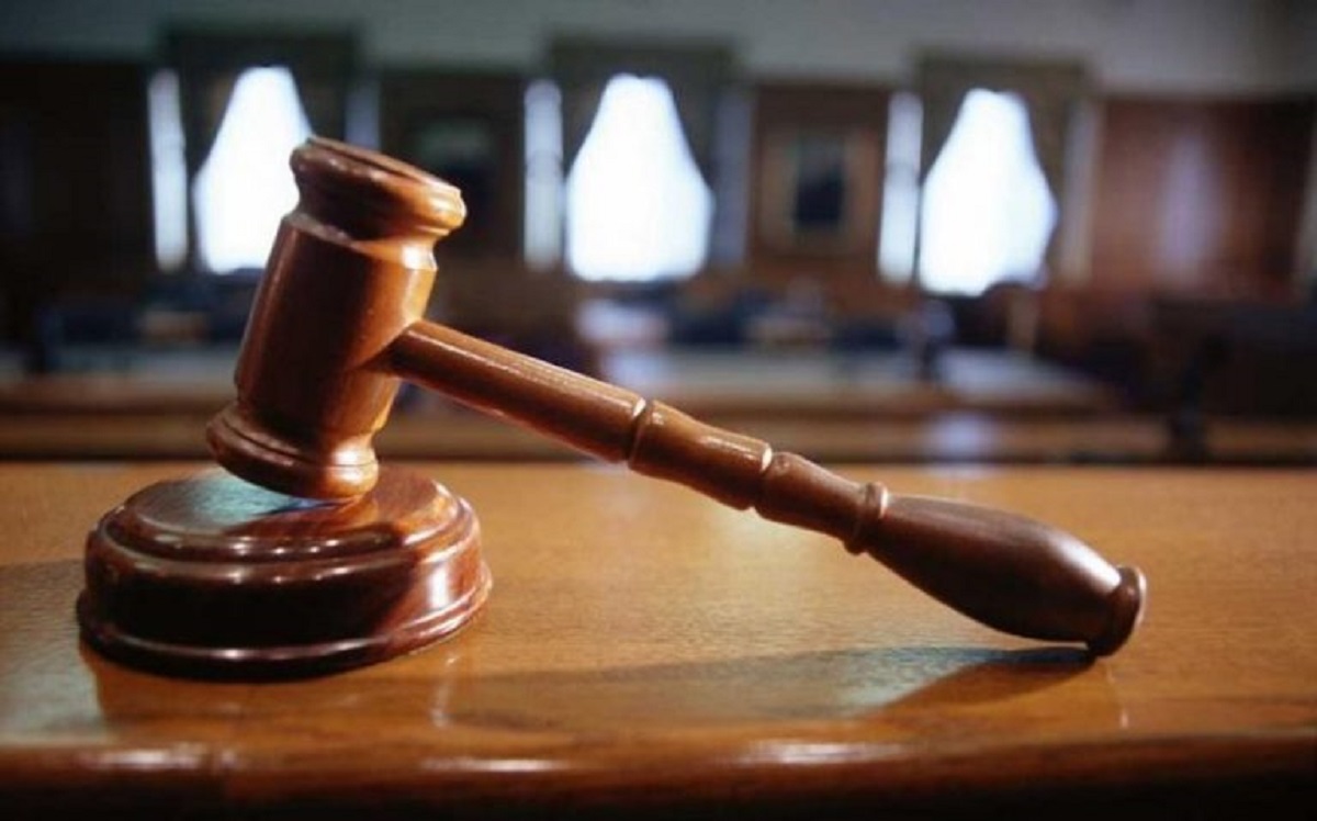 Βόλος: Δεύτερη ευκαιρία για την 20χρονη μητέρα από το Αυτόφωρο δικαστήριο