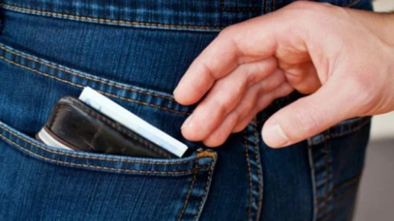 Εξιχνιάστηκαν τρεις κλοπές στην Ηλεία – Συνελήφθη ένας κατηγορούμενος και ταυτοποιήθηκαν τρεις συνεργοί του