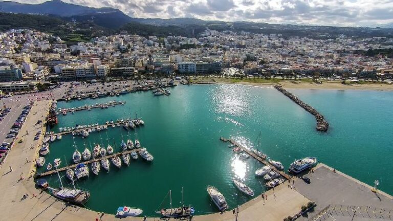 Προχωρά η υποβολή πρότασης χρηματοδότησης για τη θωράκιση του λιμένα Ρεθύμνου