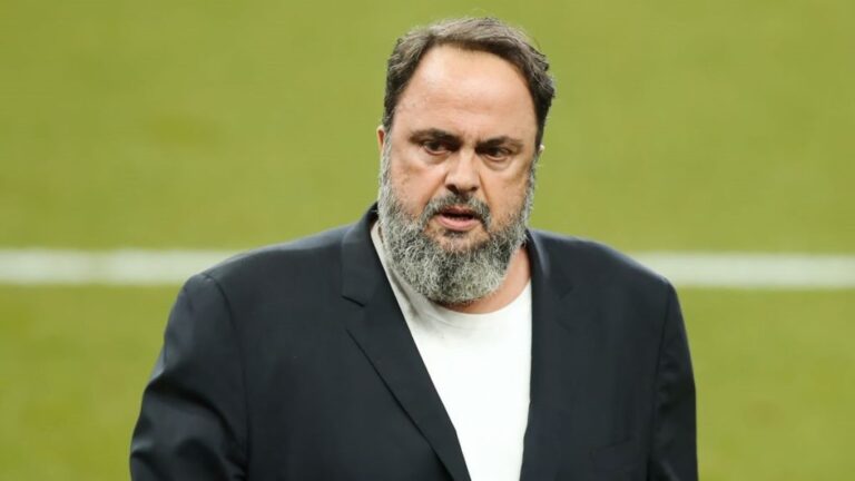 Συμφωνία-μαμούθ της Super League με τη Stoiximan