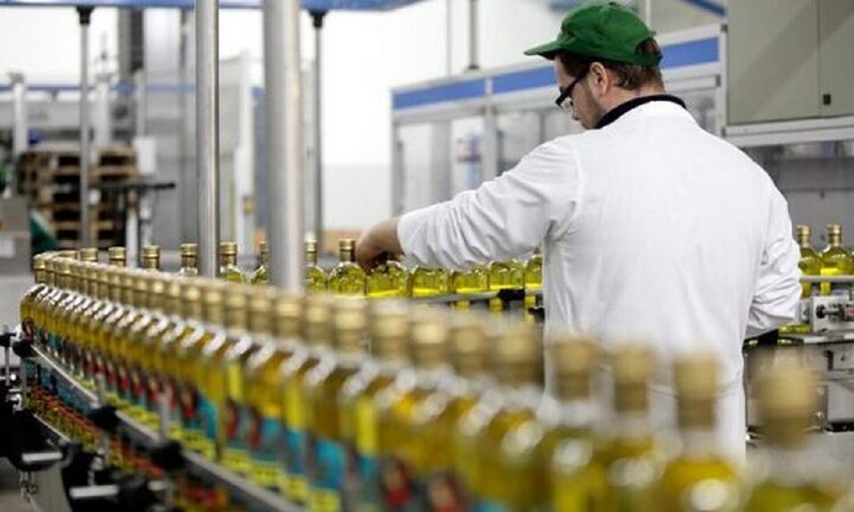 Έρευνα: Επιβράδυνση της ανάπτυξης του ελληνικού τομέα μεταποίησης τον Νοέμβριο