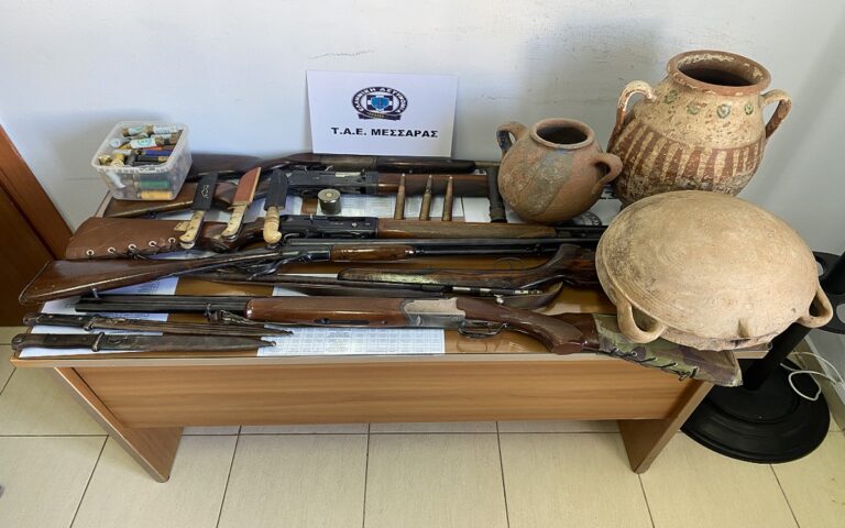 Ηράκλειο: Συνελήφθη 52χρονος με όπλα και αρχαία