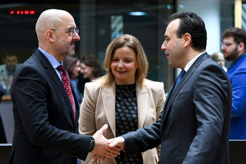 Δ. Παπαστεργίου: Προ των πυλών η Εθνική Στρατηγική για τον εθισμό των ανηλίκων στις οθόνες και ψηφιακές πλατφόρμες – Τι πρέπει να γίνει