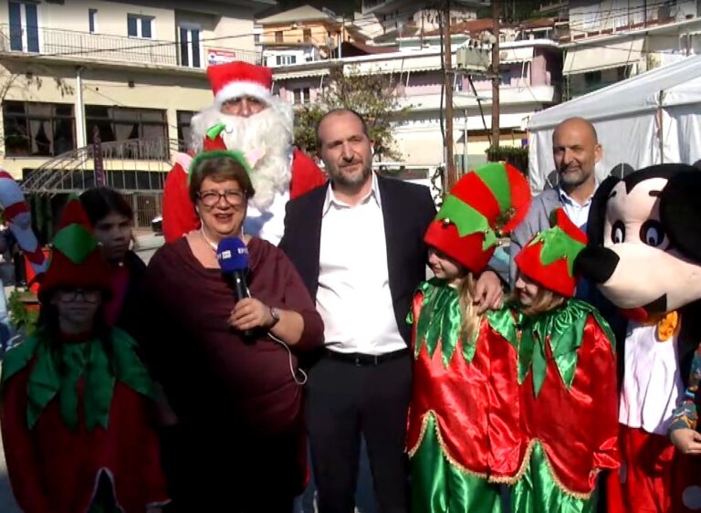 Παραμυθιά Θεσπρωτίας: Η μαγεία των Χριστουγέννων στην «Παραμυθούπολη»