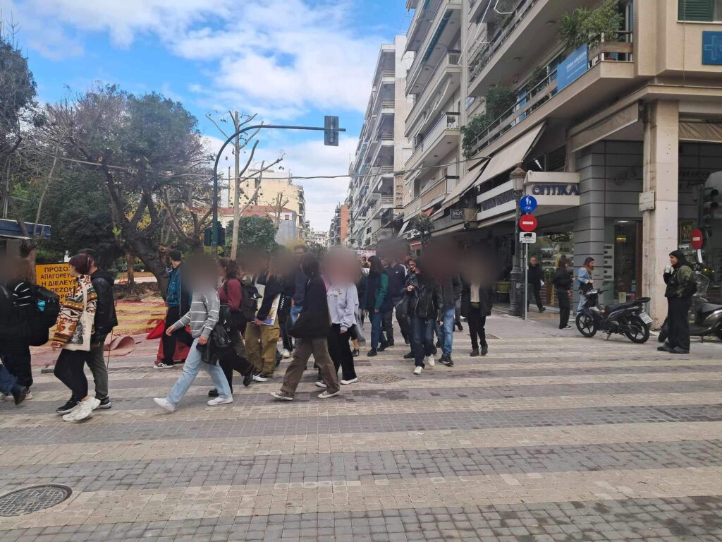 Πάτρα: Πορείες στο κέντρο της πόλης στη μνήμη του Αλ. Γρηγορόπουλου