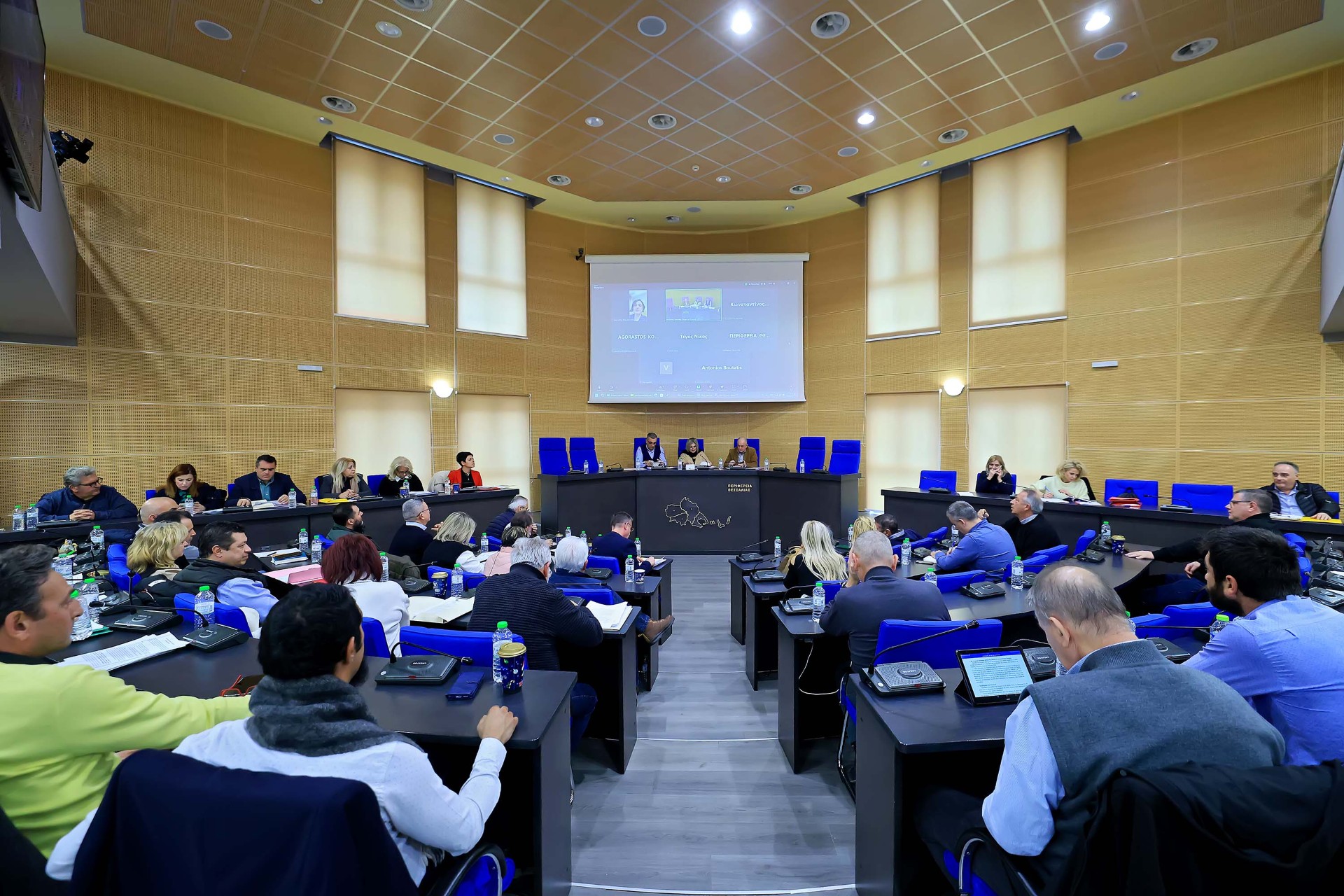 Περιφέρεια Θεσσαλίας: Tριετές σχέδιο για την προβολή των αγροδιατροφικών προϊόντων στις εκθέσεις εντός και εκτός Ελλάδος