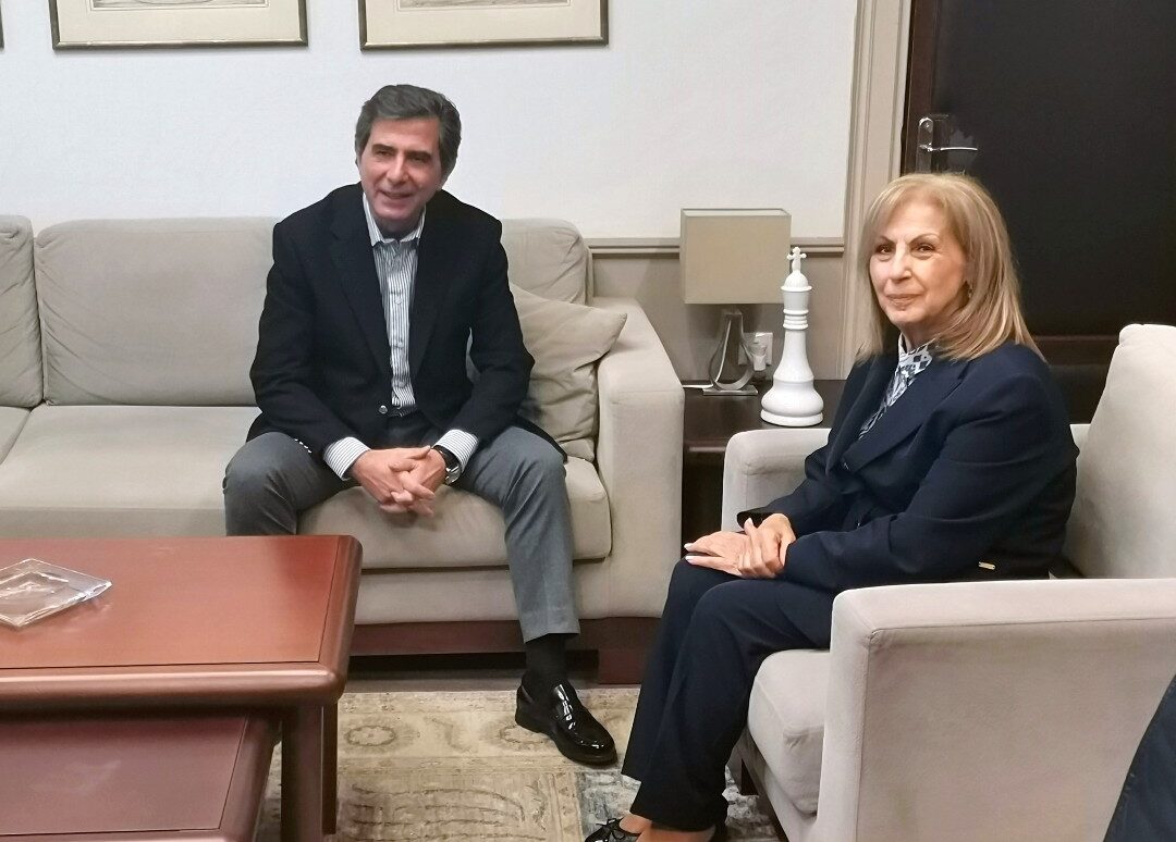 thumbnail_241227 Συνάντηση της Περιφερειάρχη Κεντρικής Μακεδονίας Αθηνάς Αηδονά με τον ΥΜΑΘ Κώστα Γκιουλέκα φωτό 1