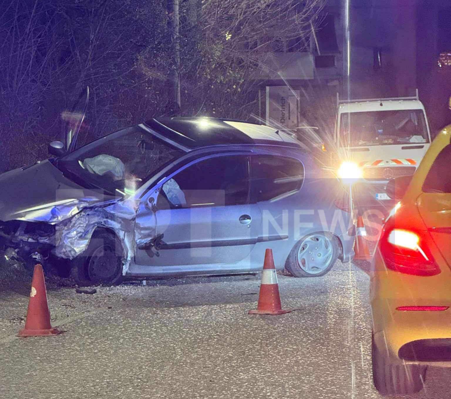 Καστοριά: Τροχαίο ατύχημα με την εμπλοκή δύο αυτοκινήτων στην οδό Ύδρας