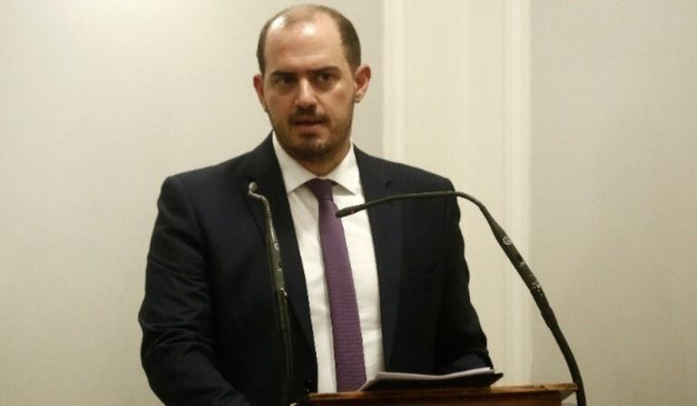 Γ. Κώτσηρας στην «Ημέρα Καριέρας» στο Ντίσελντορφ: “Στηρίζουμε έμπρακτα όσους επιθυμούν να επιστρέψουν στην πατρίδα”