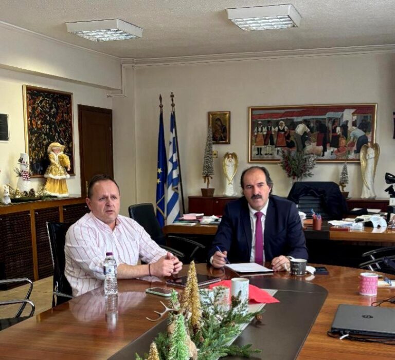 Φλώρινα: Τα προβλήματα στην ηλεκτροδότηση στο επίκεντρο συνάντησης με εκπρόσωπο της ΔΕΔΔΗΕ