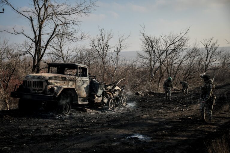 Ρωσία: Μαζική ουκρανική επίθεση με drones και πυραύλους
