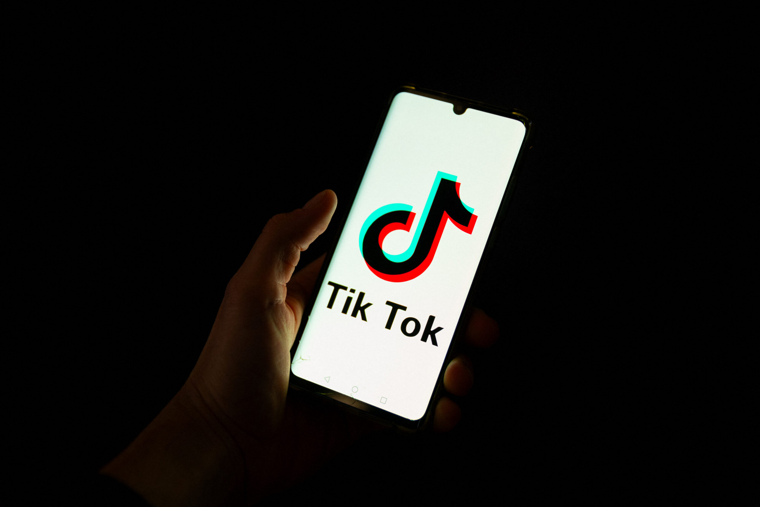 Το TikTok ετοιμάζεται να κλείσει την εφαρμογή στις ΗΠΑ την Κυριακή, σύμφωνα με πληροφορίες