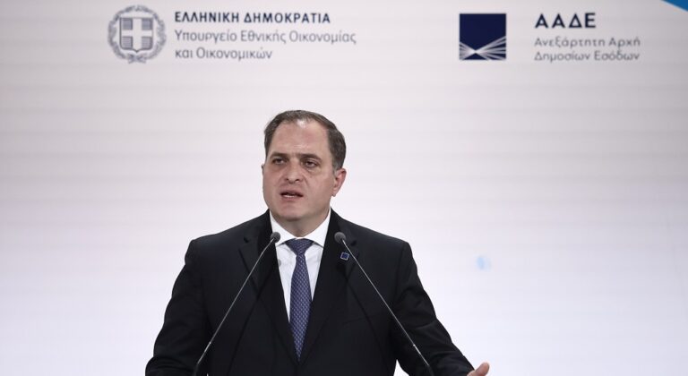 Γ. Πιτσιλής στον ΟΟΣΑ: Οι πέντε παρεμβάσεις της ΑΑΔΕ που συμβάλλουν στη μείωση του κενού ΦΠΑ