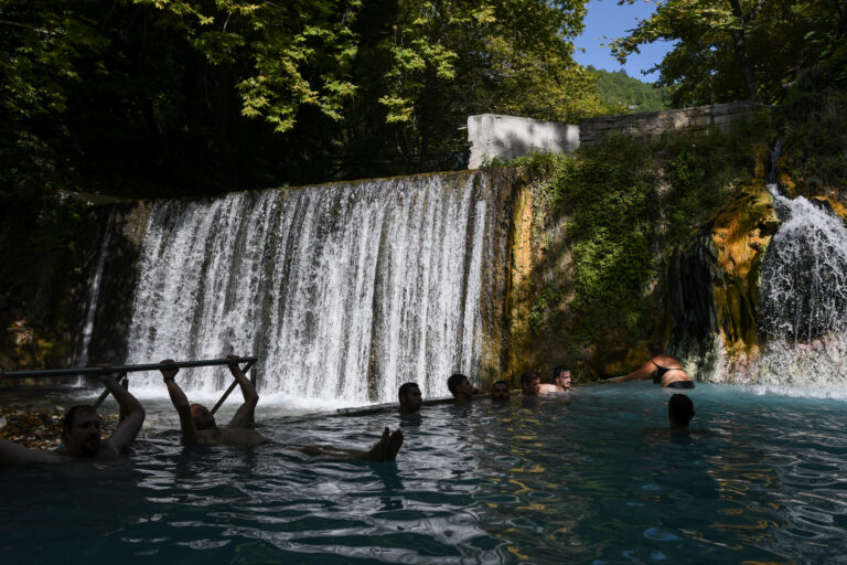 Μετά το σκι στο Καϊμακτσαλάν, στα θερμά λουτρά Πόζαρ σε λίγα λεπτά– Σε εξέλιξη η μελέτη για τον δρόμο των επτά χιλιομέτρων