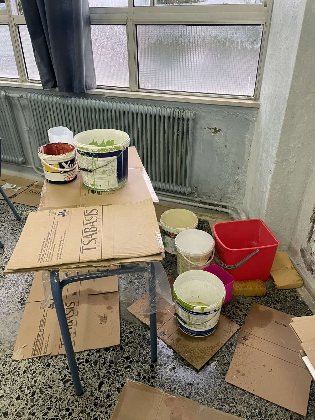 Διαμαρτυρία συλλόγων γονέων για τα προβλήματα σε Γυμνάσια της Καλαμάτας μετά τις βροχοπτώσεις