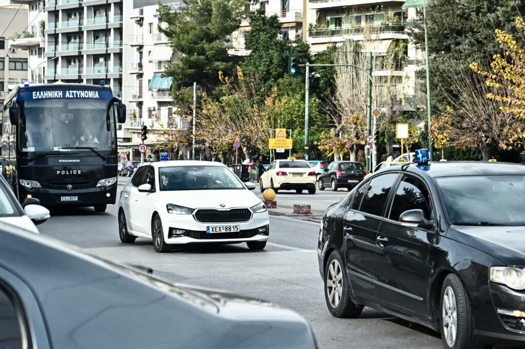 Ανοίγει το κάδρο των ερευνών για το κύκλωμα με εμπλεκόμενους επίορκους αστυνομικούς – Στον εισαγγελέα οι συλληφθέντες