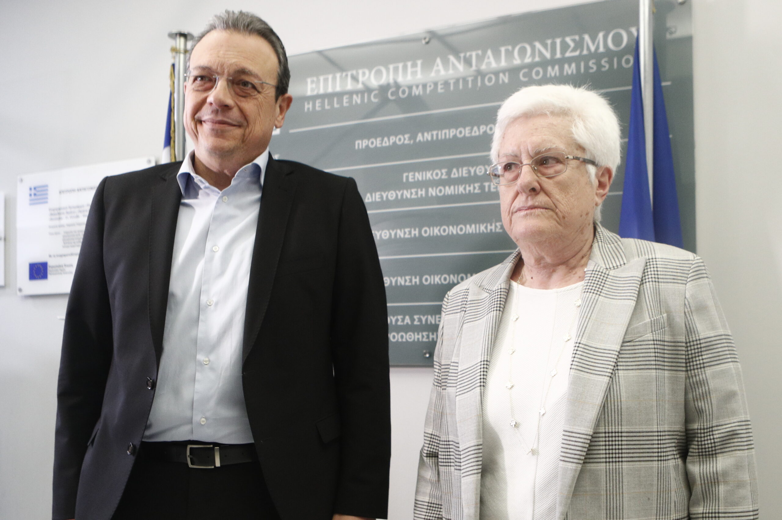 ΣΥΝΑΝΤΗΣΗ ΤΟΥ ΠΡΟΕΔΡΟΥ ΤΟΥ ΣΥΡΙΖΑ-ΠΣ ΣΩΚΡΑΤΗ ΦΑΜΕΛΛΟΥ ΜΕ ΤΗΝ ΠΡΟΕΔΡΟ ΤΗΣ ΕΠΙΤΡΟΠΗΣ ΑΝΤΑΓΩΝΙΣΜΟΥ (ΣΩΤΗΡΗΣ ΔΗΜΗΤΡΟΠΟΥΛΟΣ/EUROKINISSI)