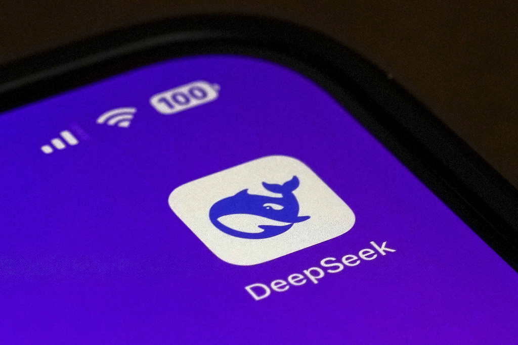 Το Deep Seek και οι λόγοι που έσπασε ρεκόρ δημοσιότητας στην τεχνολογική κοινότητα