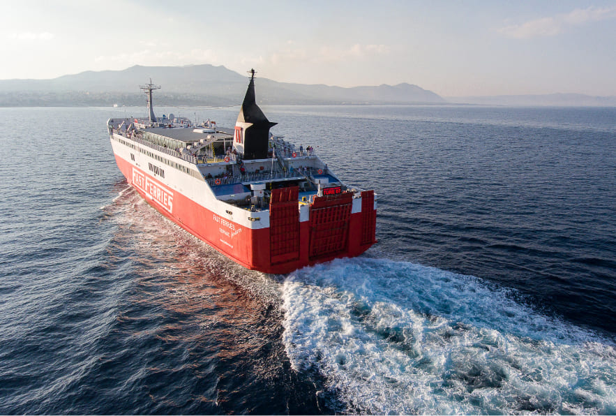 Βλάβη στο Fast Ferries Andros με τελικό προορισμό τη Μύκονο