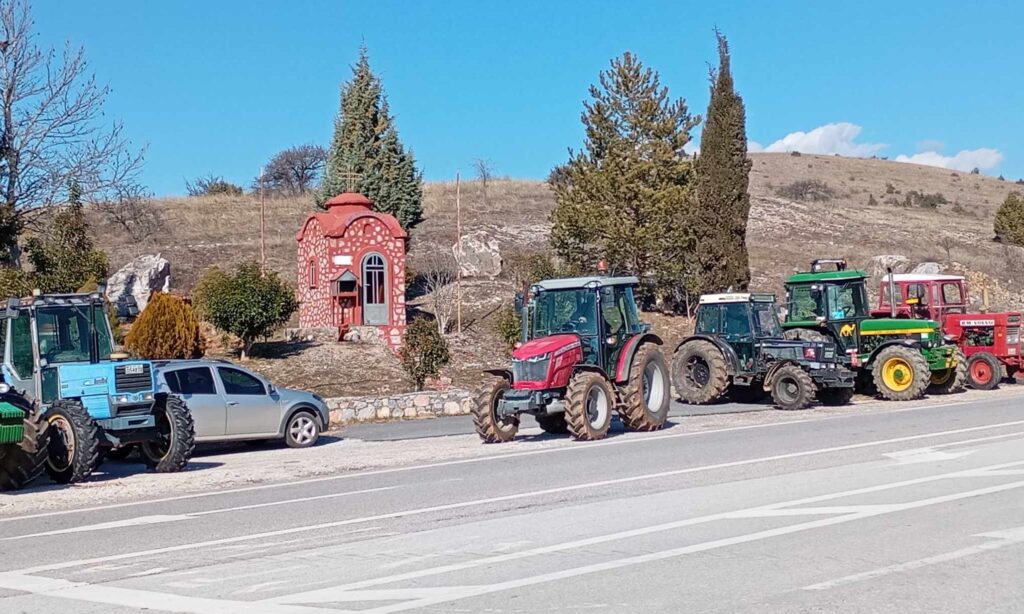Αμύνταιο: Στον κόμβο Αντιγόνου το μπλόκο των αγροτών