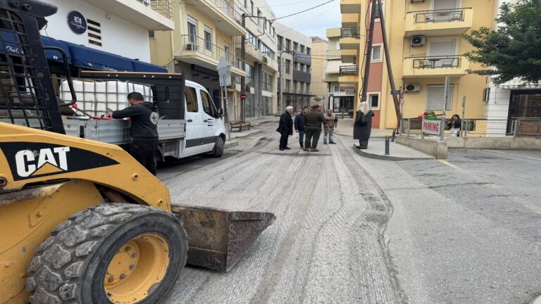 Ηράκλειο: Η “μάχη της λακούβας” μεταφέρεται στο κέντρο – Έργα για την οδική ασφάλεια