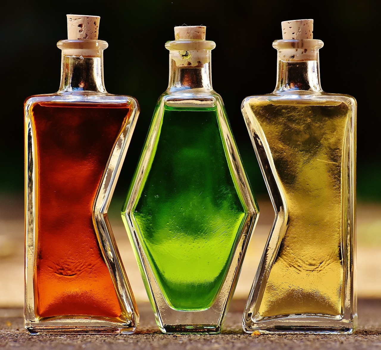 bottles-1640819_1280