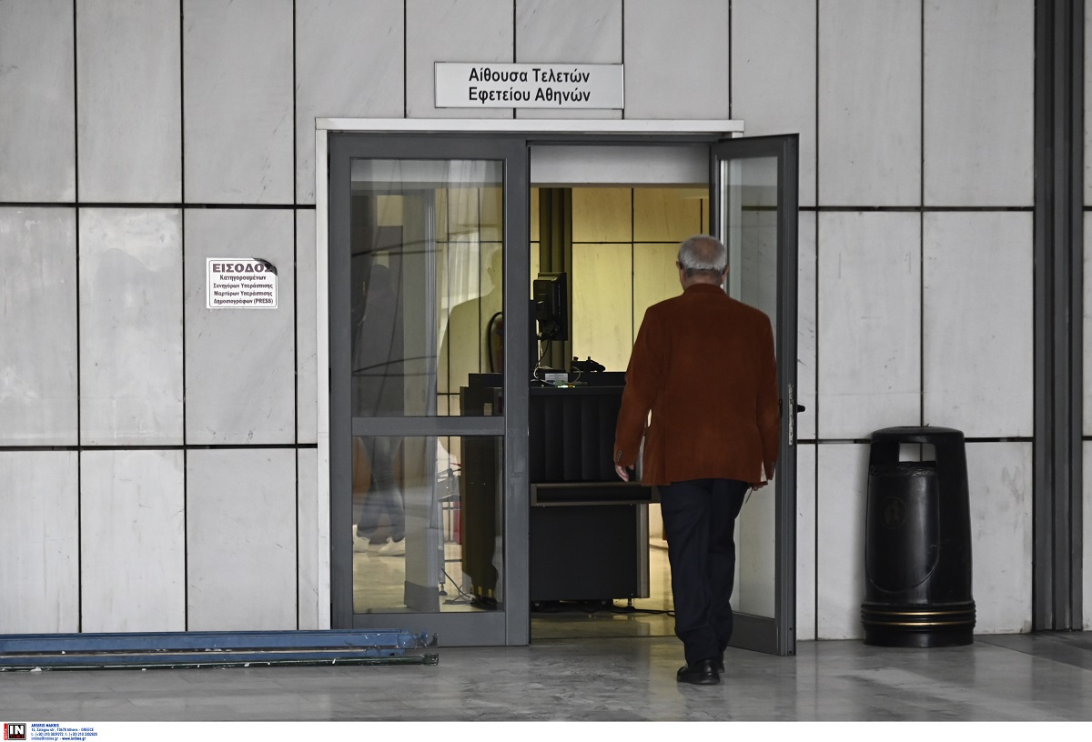 Δίκη για το Μάτι: «Η πολιτεία εζηγίσθη και ευρέθη ελλιπής» είπε απολογούμενος για την τραγωδία ο τότε αρχηγός της Πυροσβεστικής Σ. Τερζούδης