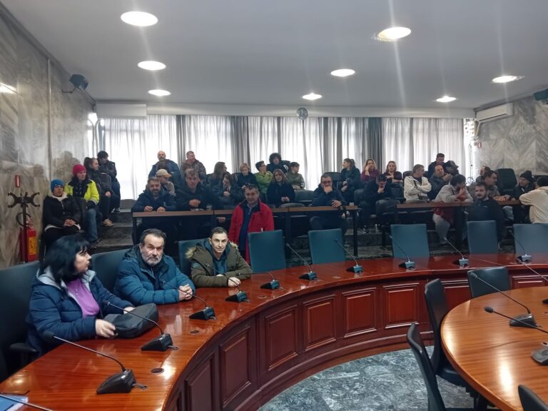 Να καταβληθούν υπερωρίες και νυχτερινά ζητούν οι εργαζόμενοι του Δήμου Λαρισαίων