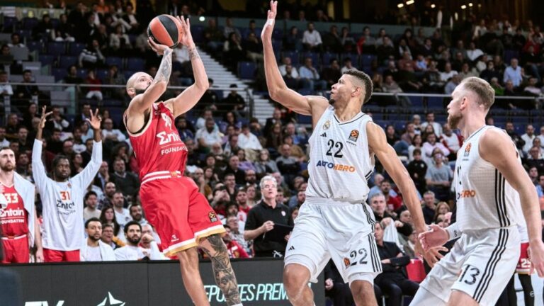 Euroleague: Δήλωση πρωτιάς στην Μαδρίτη με… εξωγήινο Φουρνιέ o Ολυμπιακός, 96-86 την Ρεάλ