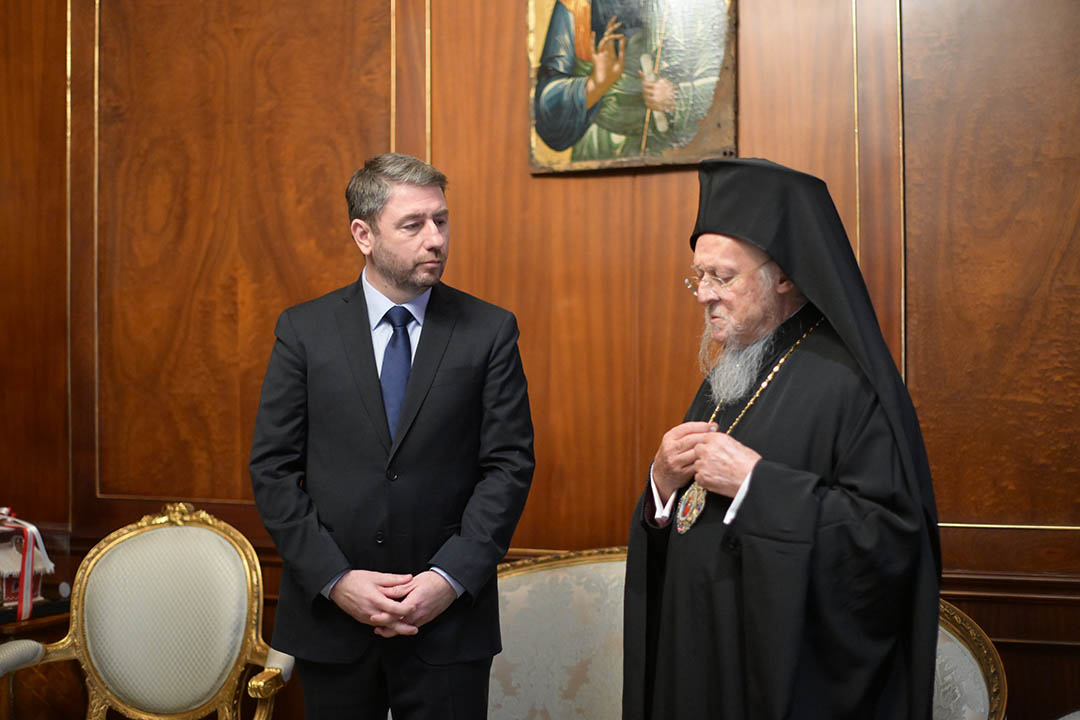 Συνάντηση του Νίκου Ανδρουλάκη με τον Οικουμενικό Πατριάρχη στο Φανάρι