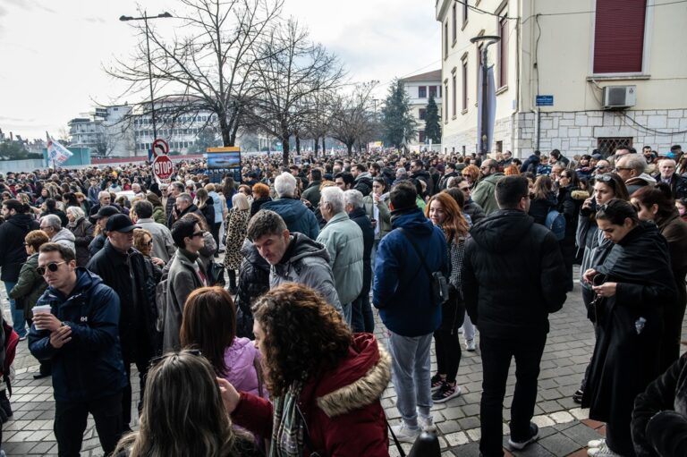 Μεγάλες συγκεντρώσεις στους τέσσερις νομούς της Ηπείρου για την τραγωδία των Τεμπών