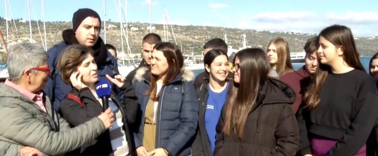Χανιά: Οι μαθητές του ΓΕΛ καθαρίζουν το λιμάνι της Σούδας