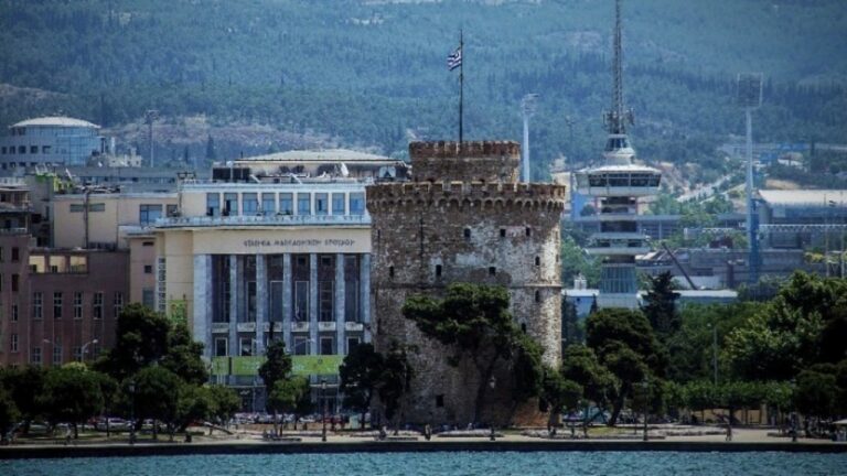 Θεσσαλονίκη: Σε διακεκριμένες προσωπικότητες απονεμήθηκαν τα βραβεία «ΥΠΑΤΙΑ 2025»