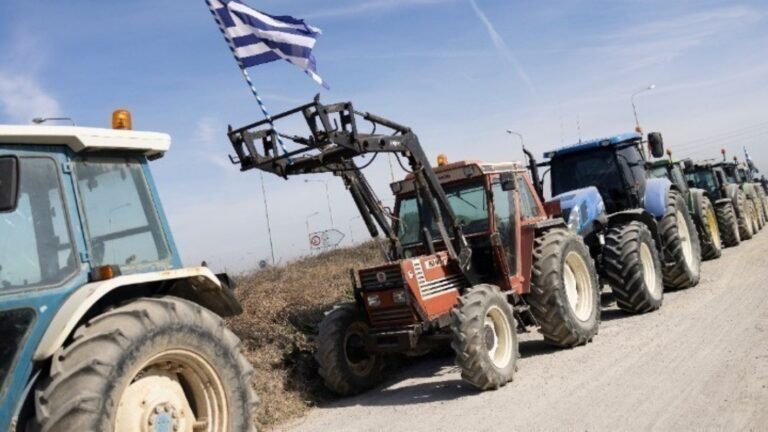 Αγρότες δυτικής Θεσσαλονίκης: Βγάζουν τα τρακτέρ στην Εθνική – Ενισχύονται τα μπλόκα σε Καρδίτσα και Τρίκαλα
