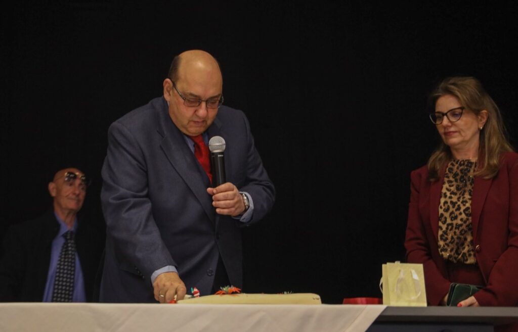 Με ευχές για ειρήνη και υγεία η κοπή της πίτας στο Δήμο Δυτικής Λέσβου