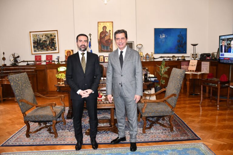 Συνάντηση εργασίας του ΥΜΑΘ Κ.Γκιουλέκα με τον Υφ.Μετανάστευσης και Διεθνούς Προστασίας της Κύπρου Δρ. Νίκο Ιωαννίδη